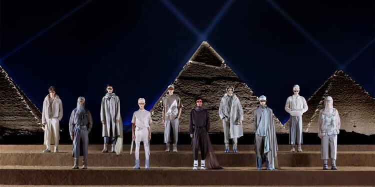 The Great Pyramid of Giza is the backdrop for Dior's Fall Men's Collection for 2023 The US Journal Dior