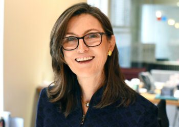 A US hedge fund cleans up its betting on the ARK fund of Cathie Wood The US Journal ARK fund