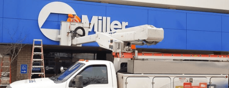 Finding the Best Sign Company in Northeastern Massachusetts: A Guide for Business Owners The US Journal sign installation